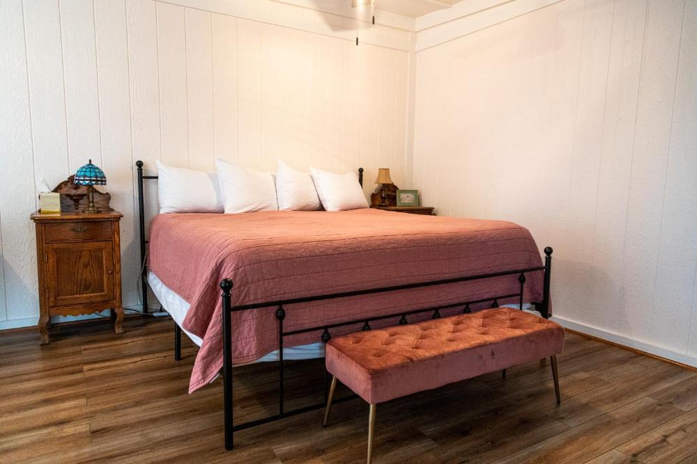 King Suite interior